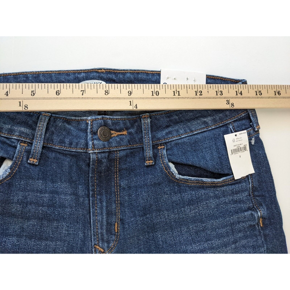 Old Navy Womens Jeans Short Pleated Hem Distressed Mid Rise Medium Wash Sz 2 NWT - Picture 5 of 6
